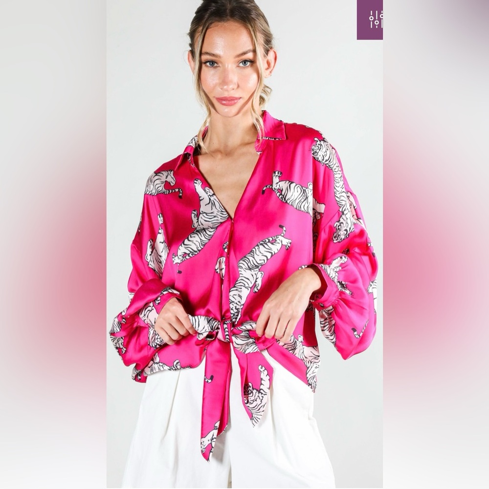 Vine & Love Fuchsia Animal Print Top